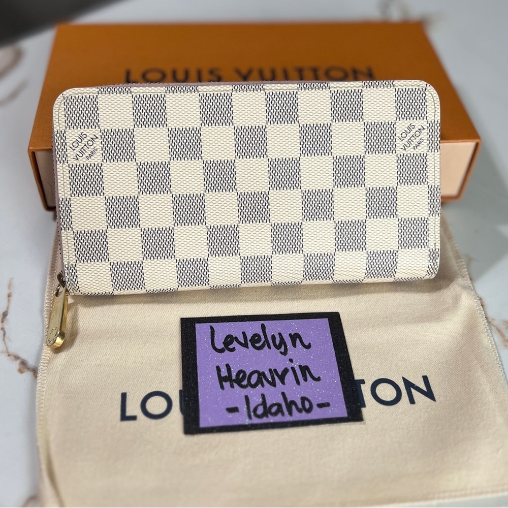 SOLD-Authentic Louis Vuitton Zippy Wallet Damier Azur Rose Ballerine